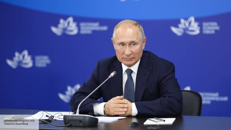 Владимир Путин - Путин - Программа Путина по развитию Дальнего Востока – это то, чего регион ждет больше всего - politros.com - Россия - Владивосток - окр. Дальневосточный