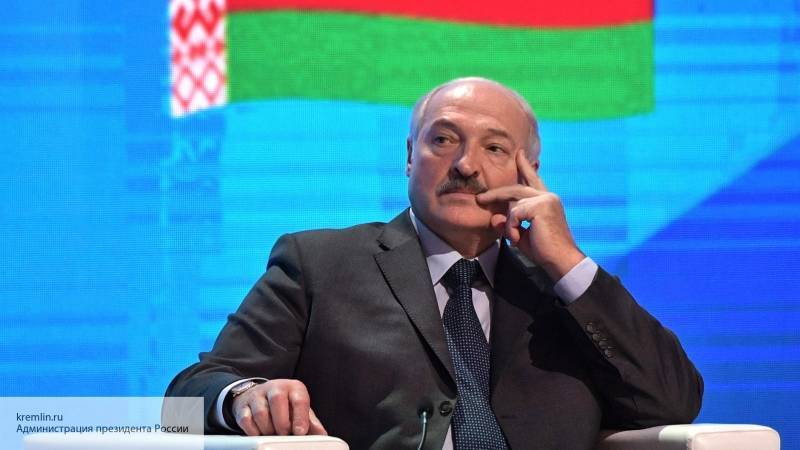 Александр Лукашенко - Лукашенко заявил, что Беларусь не будет размещать ракеты средней и меньшей дальности - politros.com - Белоруссия - Минск - Лукашенко