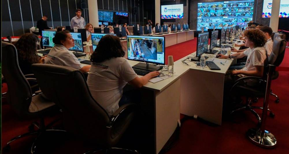 Международные наблюдатели высоко оценили организацию выборов в Мосгордуму - m24.ru - Москва - Италия