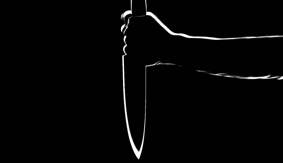 Бывший заключенный напал с ножом на экс-зэков из-за просьбы закурить в Удмуртии - inforeactor.ru - респ. Удмуртия - Сарапул