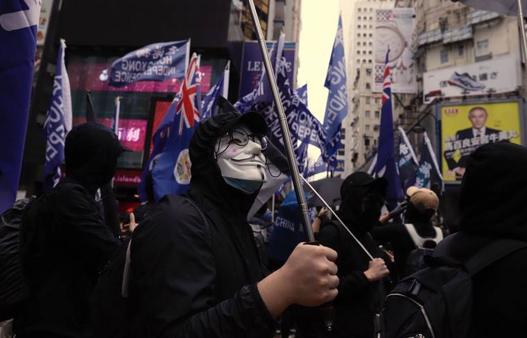 Марш солидарности в Гонконге отменили из-за насилия - news.ru - Протесты