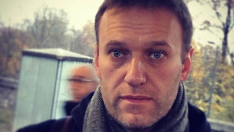 Владимир Милов - Навальный и Яшин отправились зимовать в Тайланд - inforeactor.ru - Россия