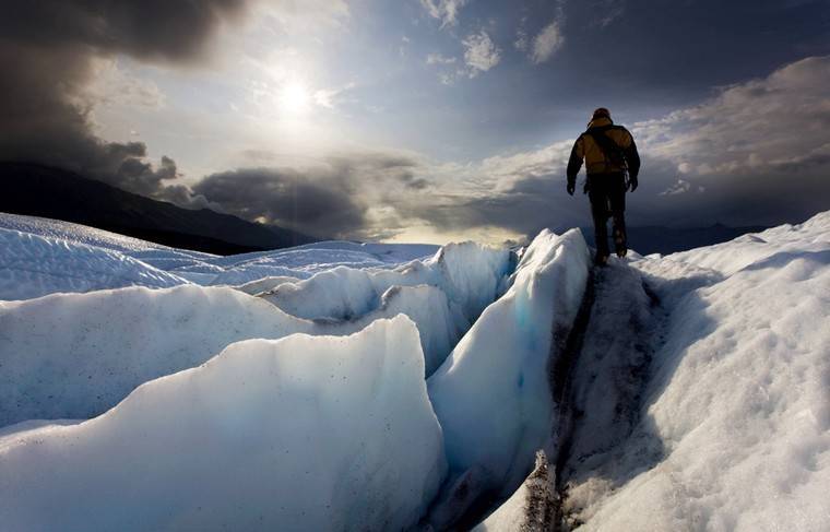 Мороз - Прожившего три недели на морозе мужчину спасли на Аляске - news.ru - Аляска