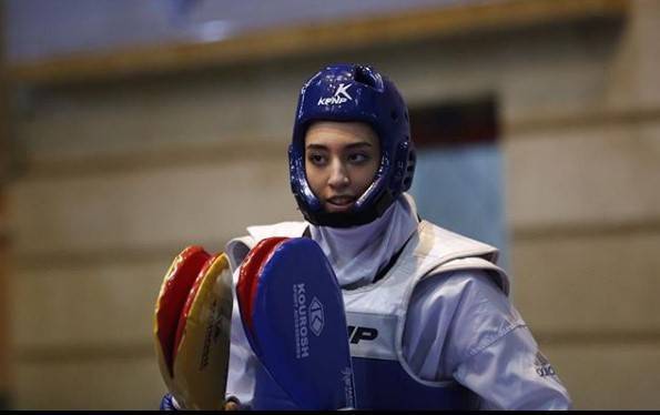 Единственная олимпийская медалистка Ирана покинула страну - vm.ru - Иран