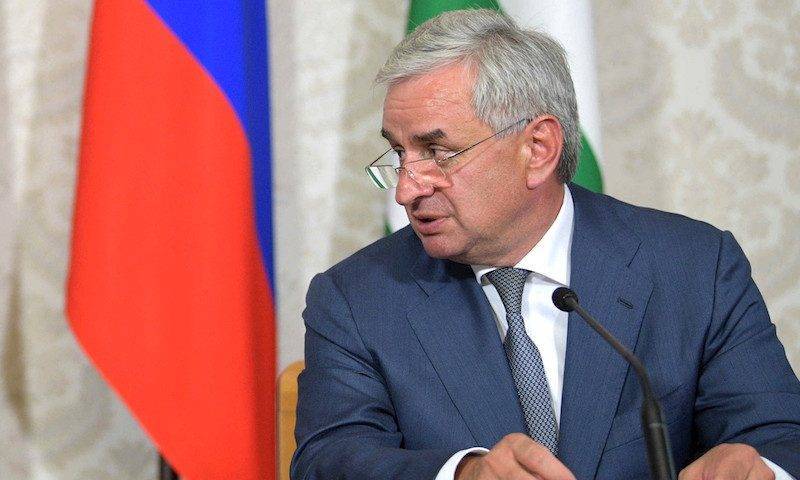Рауль Хаджимба - Ушел в отставку президент Абхазии - bloknot.ru - Апсны