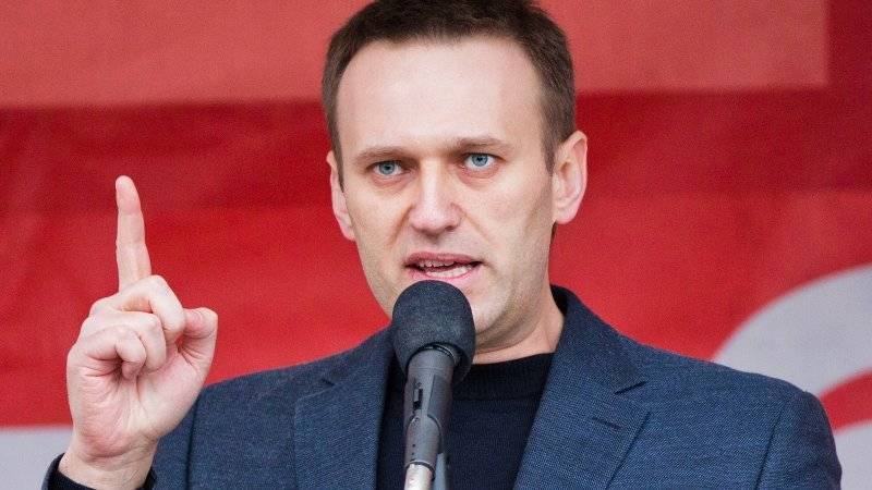 Алексей Навальный - «Медуза» назначила в Москву редактора, считающего Навального презервативом - polit.info - Россия