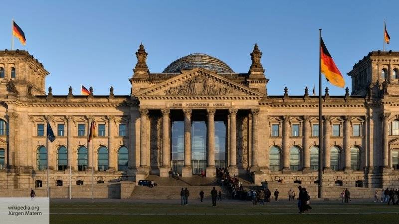 Касем Сулеймани - Немецкие депутаты усомнились в законности действий США, убивших Сулеймани - politros.com - США - Германия