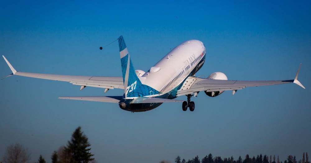 Главе Boeing заплатят $7 миллионов, если 737 MAX вернётся к полётам - popmech.ru