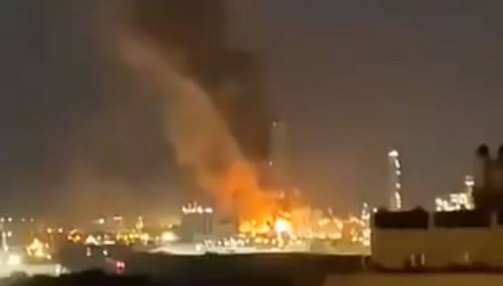В Испании на нефтехимическом заводе произошел взрыв: есть пострадавшие - vesti.ru - Spain