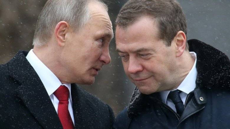 Путин - Forbes: Путин отправил Медведева в отставку из-за провала нацпроектов - newizv.ru