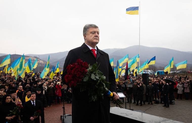 Порошенко увидел угрозу Украине в политических переменах России - news.ru - Россия - Украина - Киев