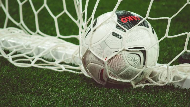 В Шотландии в детском футболе запретили удары головой по мячу - newizv.ru - Шотландия - Глазго - Великобритания