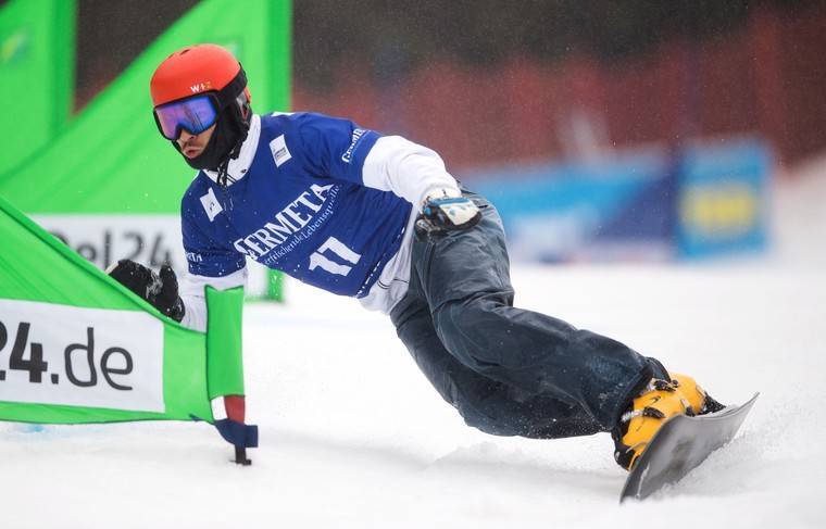 Андрей Соболев - Сноубордист Уайлд стал третьим в параллельном гигантском слаломе на КМ - news.ru - Италия