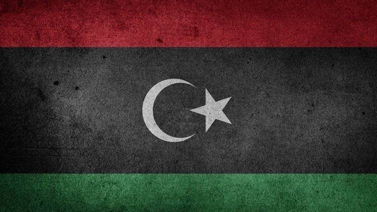Ливийская нефтяная компания остановила отгрузку нефти и объявила чрезвычайное положение - polit.info