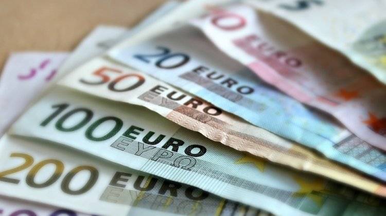 Стоимость бензина в Латвии резко подскочила за одну ночь - polit.info - Латвия