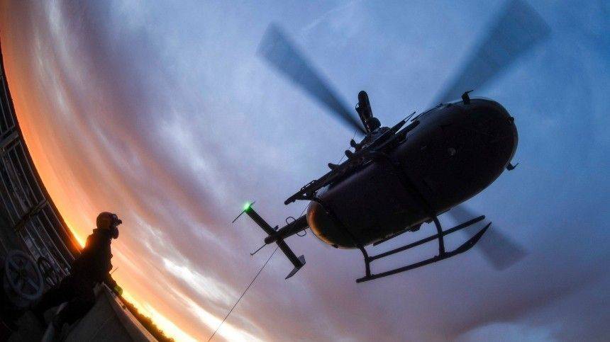 После вынужденной посадки вертолета Минобороны Тайваня найдены живыми десять человек - 5-tv.ru - county Black Hawk - Тайвань