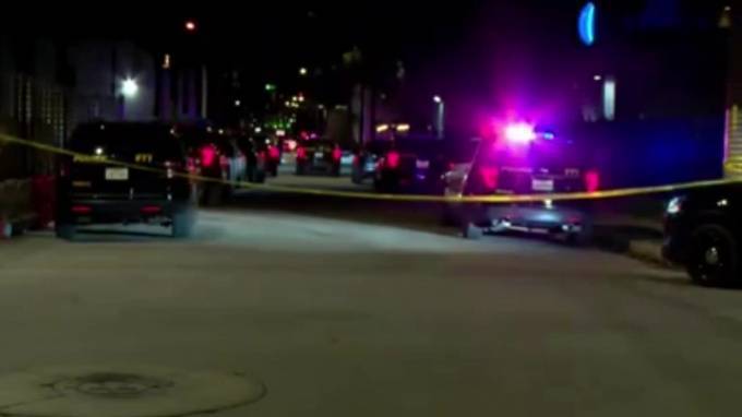В Техасе во время перестрелки в ночном клубе погибли 2 человека - piter.tv - США - Техас - Лондон