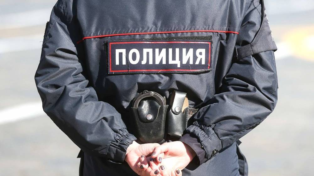 Мужчина пришел на чужой корпоратив с ружьем и ранил женщину через дверь - vm.ru - Омск