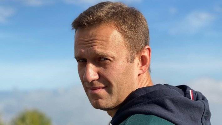 Алексей Навальный - Андрей Марголин - Навальный назвал налоговую службу РФ миграционной и запутался при подсчете долларов - polit.info - США