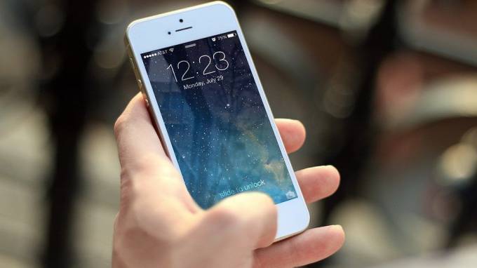 Apple хочет поскорее выпустить новый iPhone 9 - piter.tv - Китай - Корея - Ufa