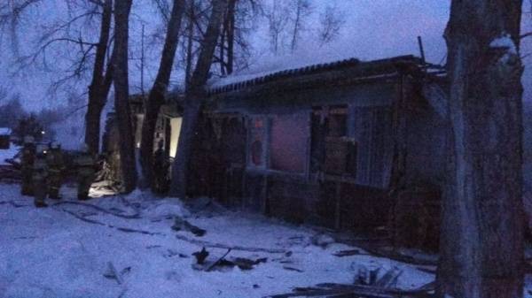 Причиной пожара в общежитии гастарбайтеров в Томской области могло быть короткое замыкание – источник - nakanune.ru - Россия - Узбекистан