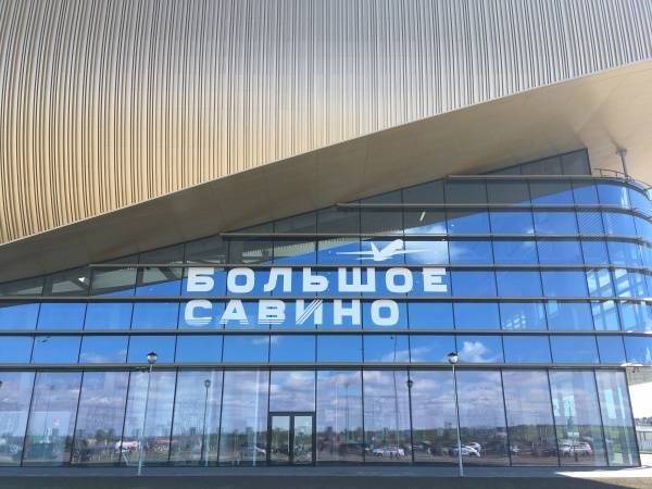 Аэропорт Перми возобновил работу, которую на несколько часов парализовал снегопад - nakanune.ru - Москва - Пермь - Калининград
