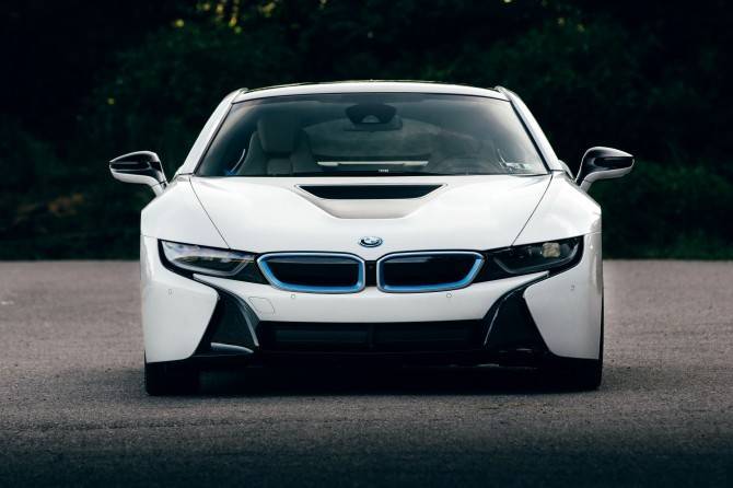 BMW прекратит производство гибридных i8 - autostat.ru - Англия