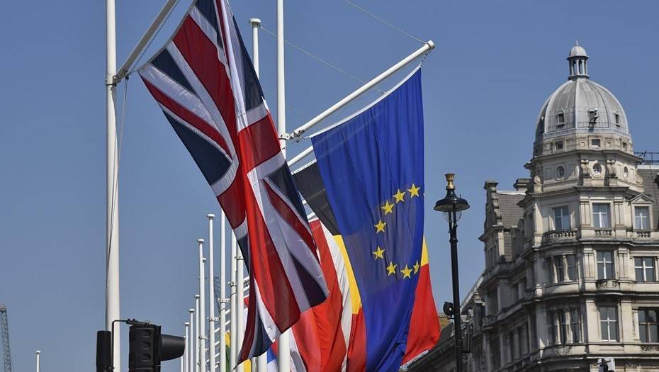 Антонио Таяни - Комитет Европарламента одобрил соглашение о Brexit - dp.ru - Англия