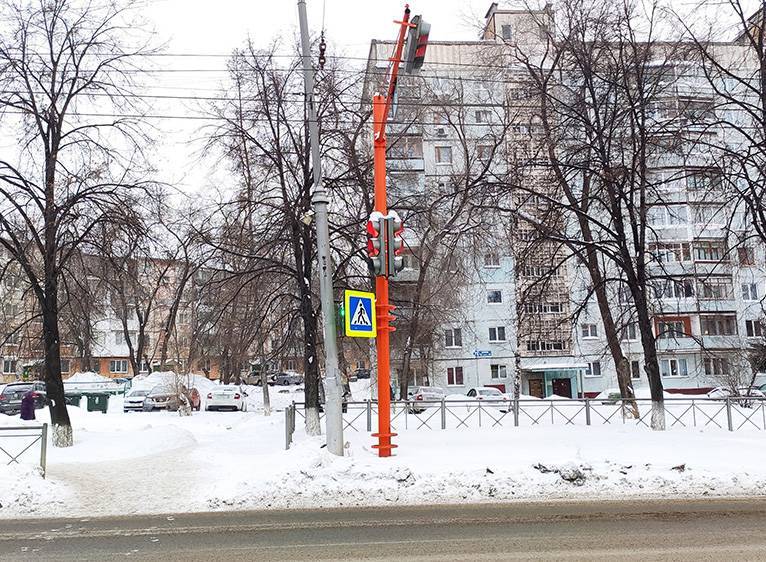 В ЦОДД Кемерова прокомментировали ситуацию с закрывающим светофор знаком - gazeta.a42.ru - Кемерово