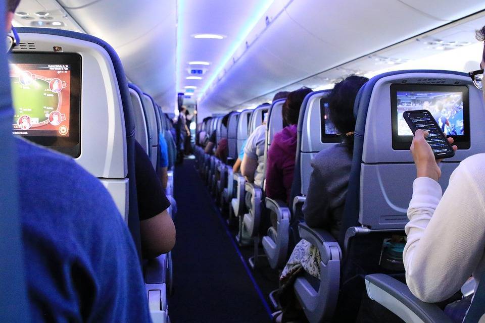 Авиакомпания Azur Air будет вывозить российских туристов из Китая - vm.ru - Россия - Китай