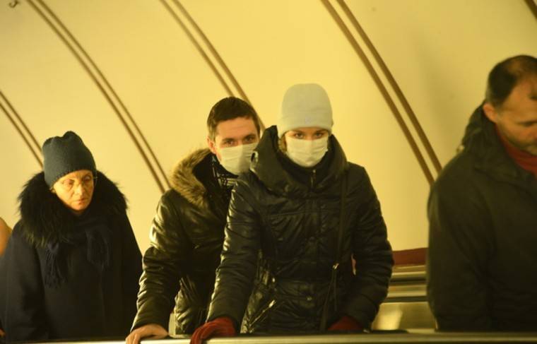 Медицинские маски скупают в российских аптеках - news.ru - Россия - Китай