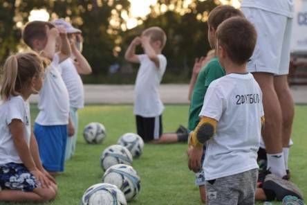 Кемеровская футбольная школа объявила набор детей с трёх лет - gazeta.a42.ru - Кемерово