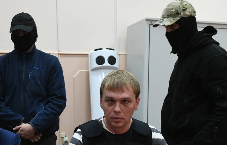 СК: Задержавшие Голунова полицейские сами покупали наркотики - news.ru