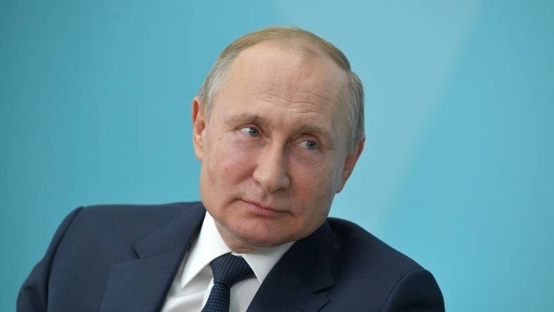 Владимир Путин - Дмитрий Анатольевич Медведев - Путин заявил, что правительство экс-премьера Медведева сделало много полезного для России - polit.info - Россия
