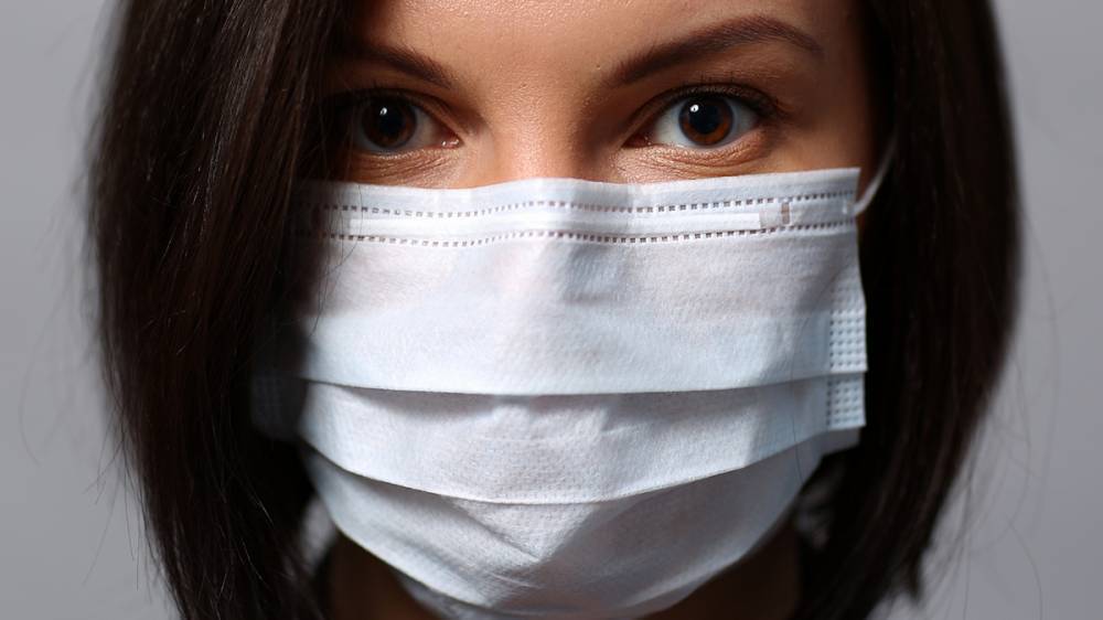 Цены на медицинские маски в России подскочили на треть из-за угрозы коронавируса - newizv.ru - Россия