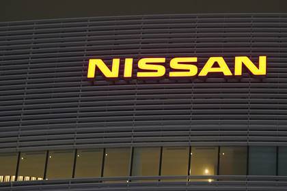 Карлос Гон - Появилась новая версия побега бывшего главы Nissan из Японии - lenta.ru - Япония
