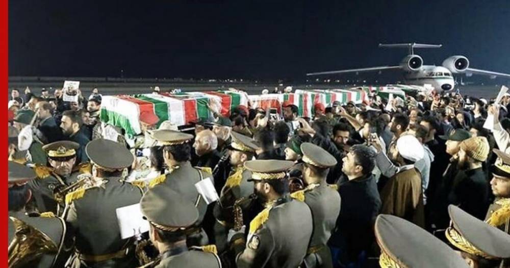 Касем Сулеймани - Тело генерала Сулеймани доставили в Иран - profile.ru - США - Иран - Тегеран - Багдад