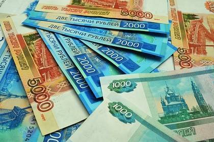 Названы самые подделываемые в России банкноты - lenta.ru - Россия