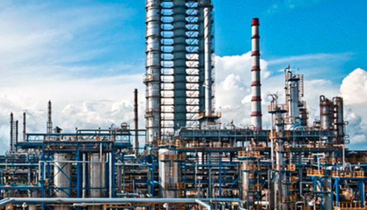 Владимир Сизов - Белоруссия объявила о возобновлении поставок нефти из России - newtvnews.ru - Россия - Белоруссия