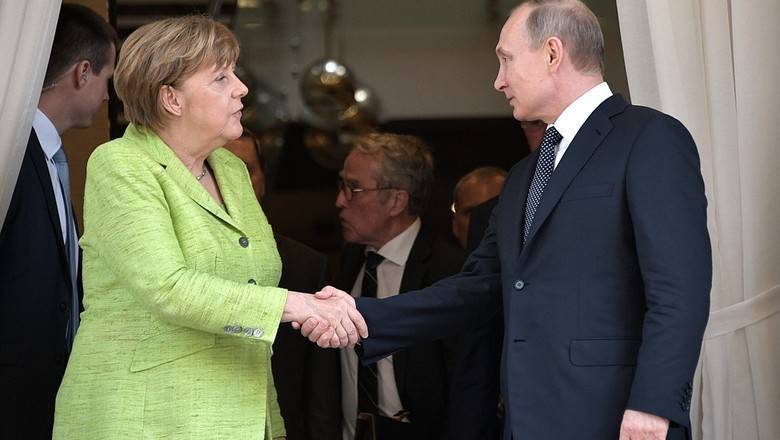 Штеффена Зайберта - Путин - Ангела Меркель 11 января прибудет в Россию по приглашению Владимира Путина - newizv.ru - Россия - Германия - Ирак - Иран