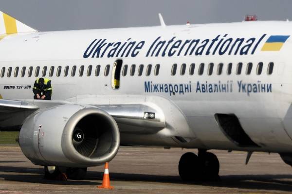 Украинец рассказал, что чудом не купил билет на потерпевший крушение в Иране самолет - inforeactor.ru - Иран - Тегеран