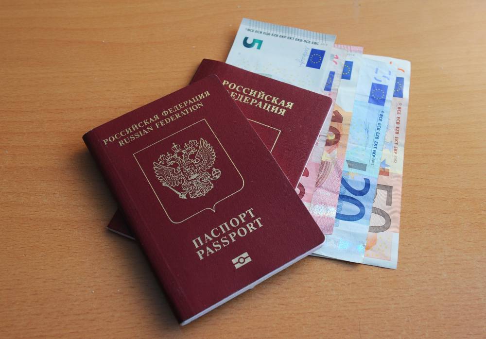Правила получения шенгенских виз изменят в феврале - vm.ru