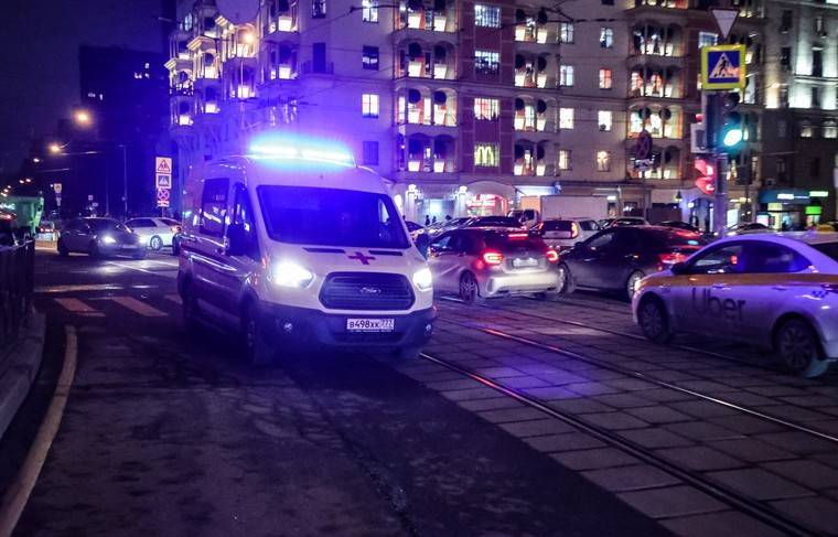 Карета скорой помощи попала в ДТП в Москве - news.ru - Москва - Россия