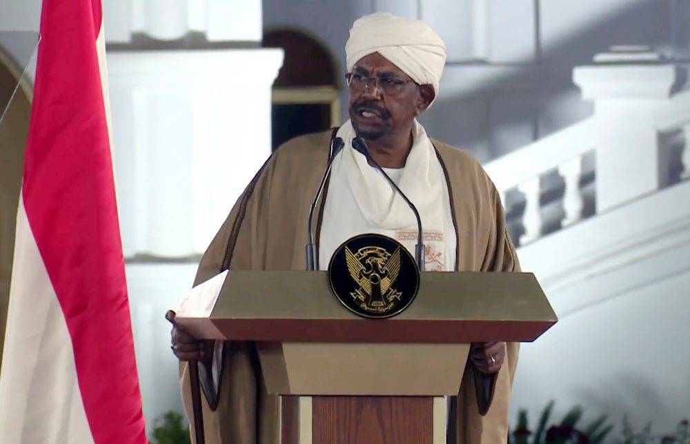 Омар Аль-Башир - Судан передаст бывшего президента Международному уголовному суду - rtvi.com - Судан - Гаага
