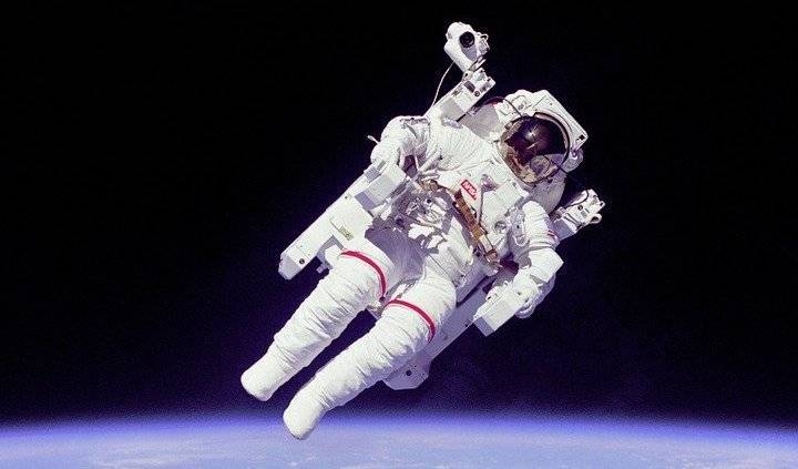 Александр Галкин - Научный обозреватель назвал главное качество космонавта для полета к Луне - vm.ru - США