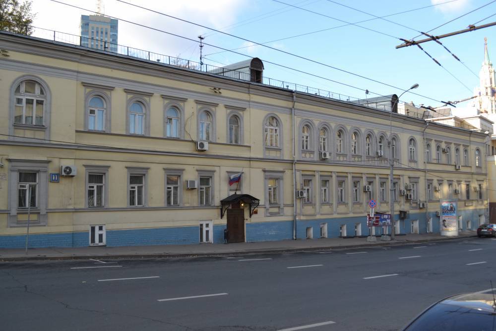 Сергей Кузнецов - Новое здание Басманного суда Москвы украсят витражами - vm.ru - Москва