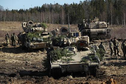 Дмитрий Литовкин - НАТО для победы над Россией посоветовали научиться свободно перемещаться в грязи - lenta.ru