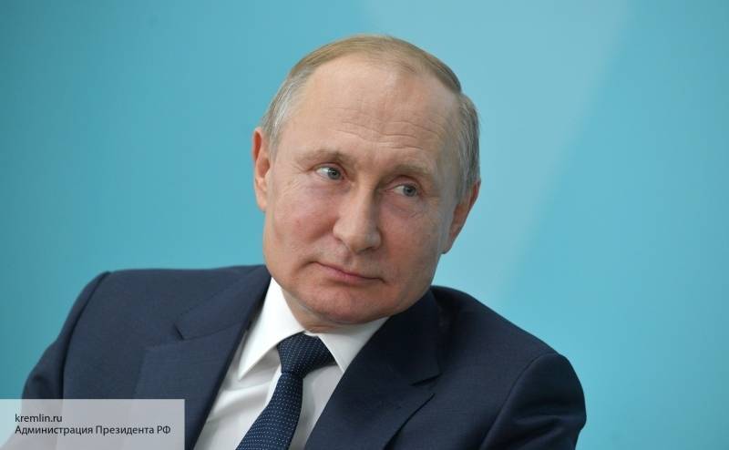 Владимир Путин - Путин: день общероссийского голосования нужно сделать выходным - politros.com - Россия