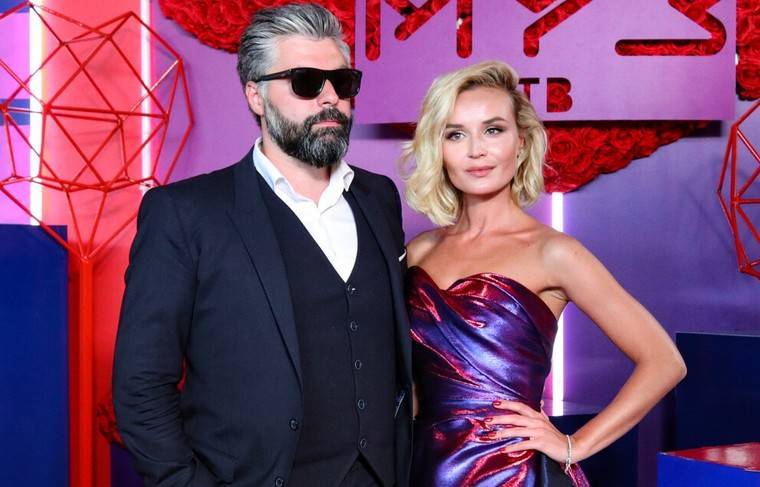 Дмитрий Исхаков - Он с этим живёт: Гагарина призналась, что получает в 140 раз больше мужа - news.ru
