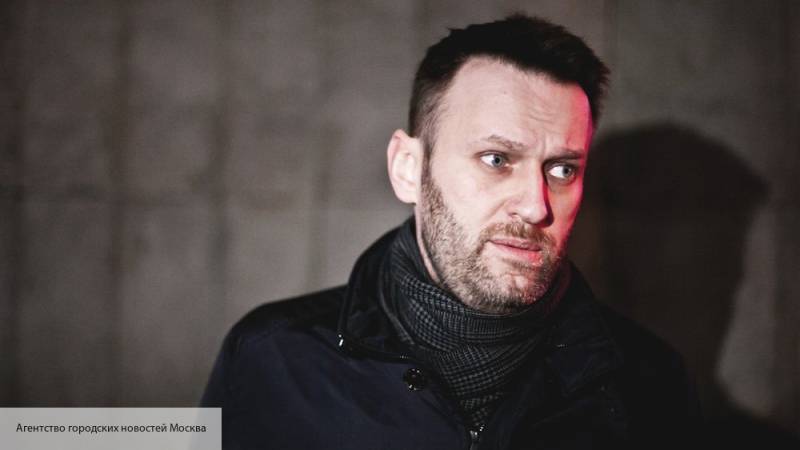 Алексей Навальный - Блогер - Навальный «переобувается» и критикует поправки в Конституцию, к которым ранее призывал - politros.com - Россия